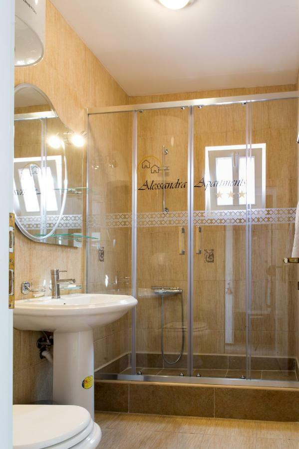 Alessandra Apartments Sveti Stefan Eksteriør bilde