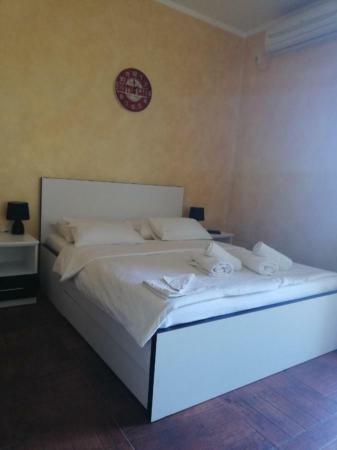 Alessandra Apartments Sveti Stefan Eksteriør bilde